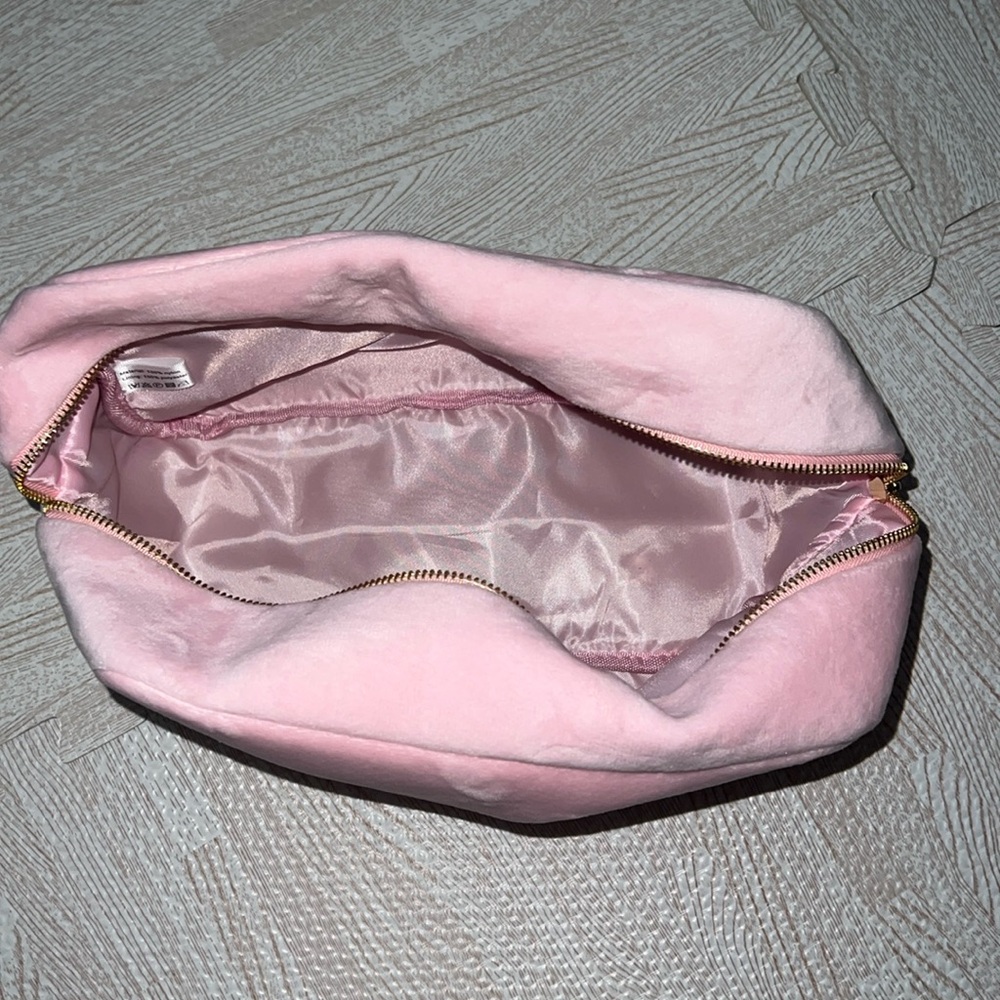 Jumbo Terry Cloth Swim Bag - Picture 8 of 11